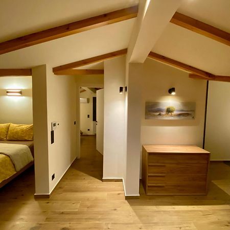 Element Suites - Yellow - Apt 2Bd - カランバカ エクステリア 写真