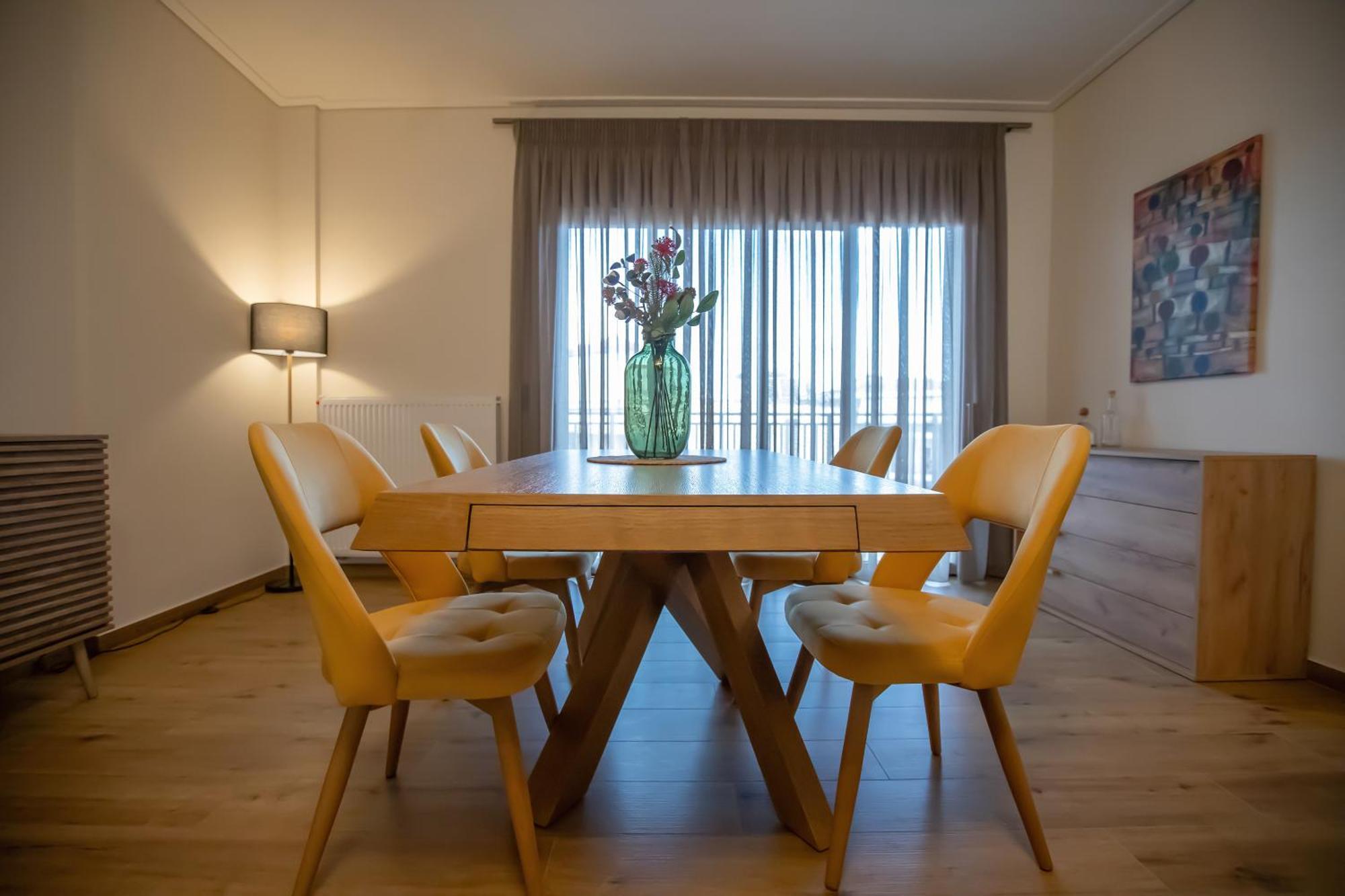 Element Suites - Yellow - Apt 2Bd - カランバカ エクステリア 写真