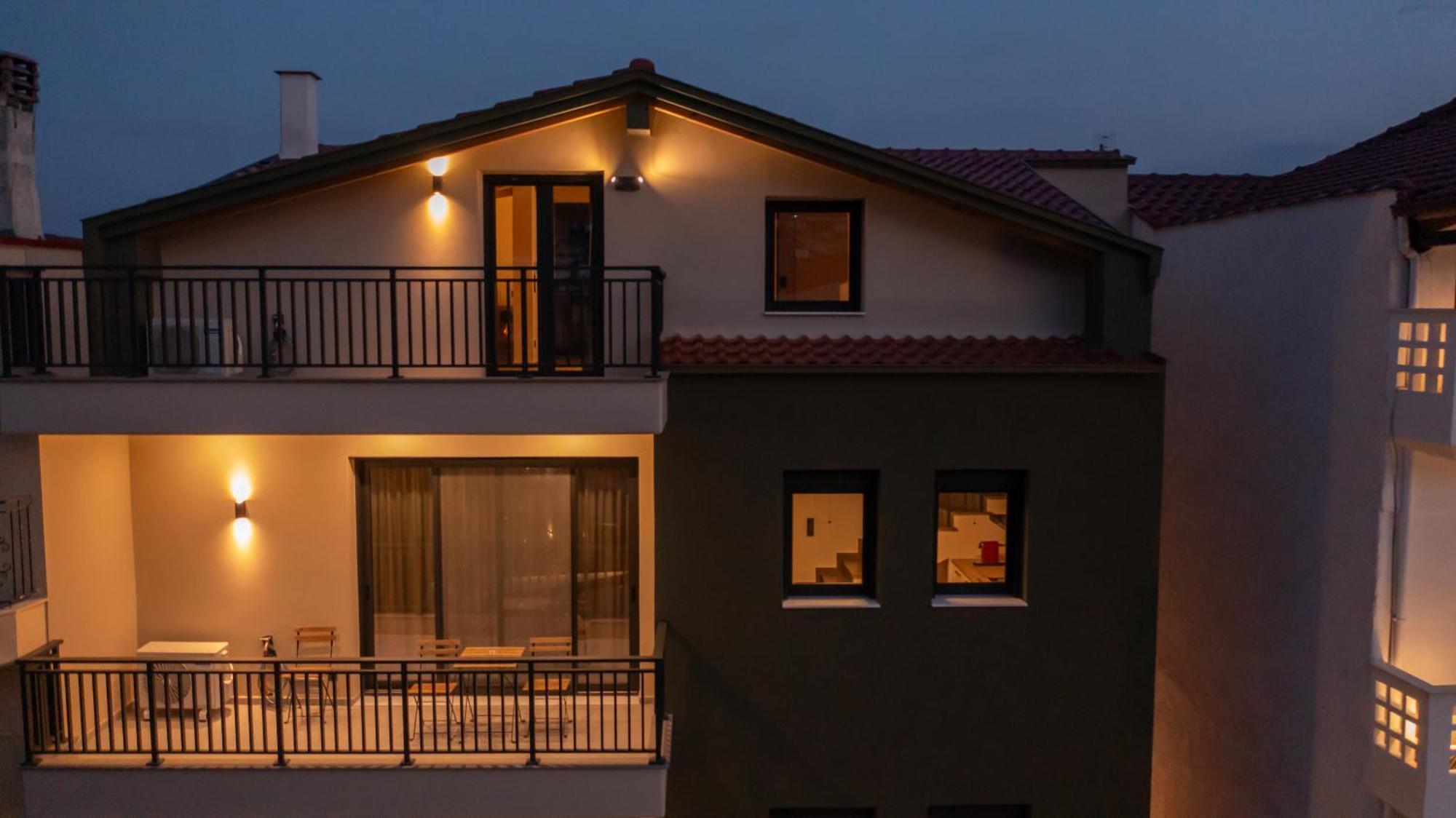 Element Suites - Yellow - Apt 2Bd - カランバカ エクステリア 写真