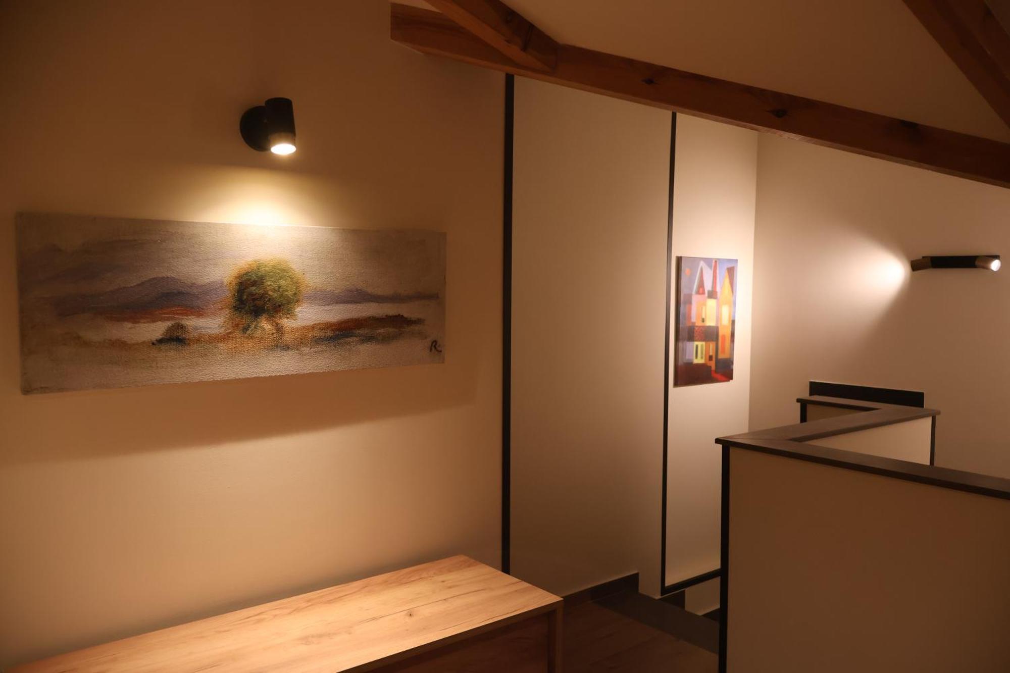 Element Suites - Yellow - Apt 2Bd - カランバカ エクステリア 写真
