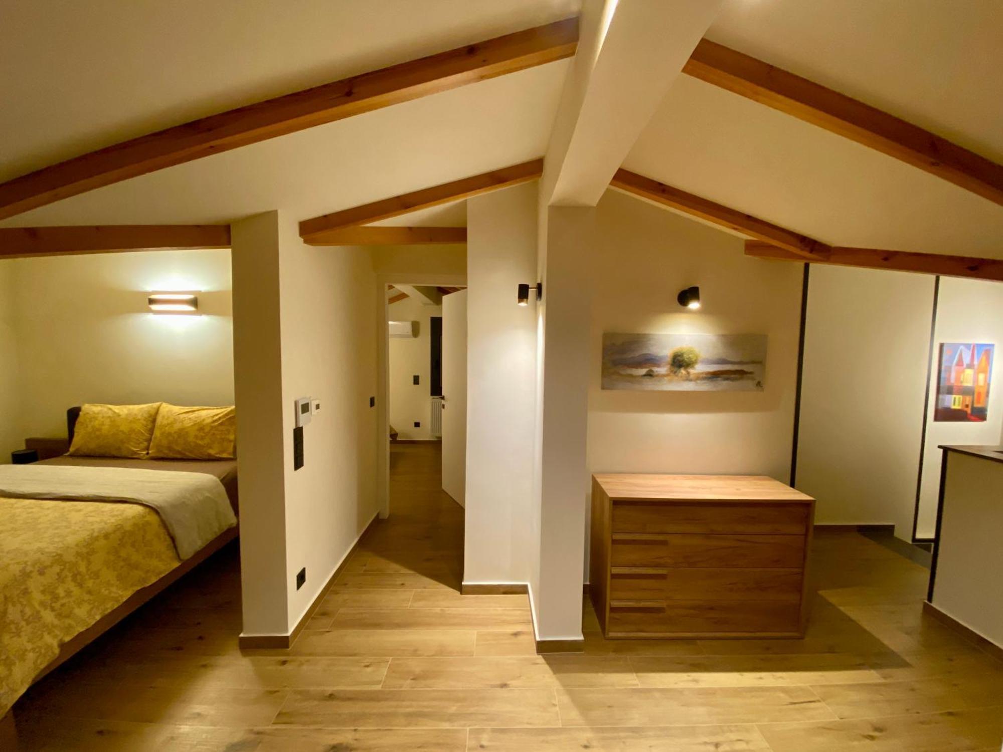 Element Suites - Yellow - Apt 2Bd - カランバカ エクステリア 写真